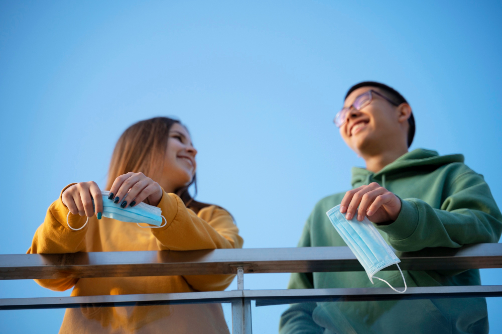 Tawa di Tengah Badai: Kekuatan Tawa untuk Kesehatan Mental